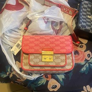 Brand new authentic Michael kors messenger bag